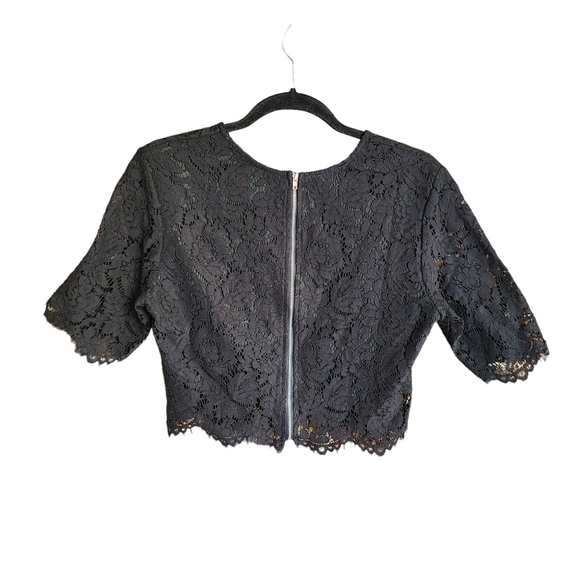 Black Lace Crop Blouse - Picture 7 of 12